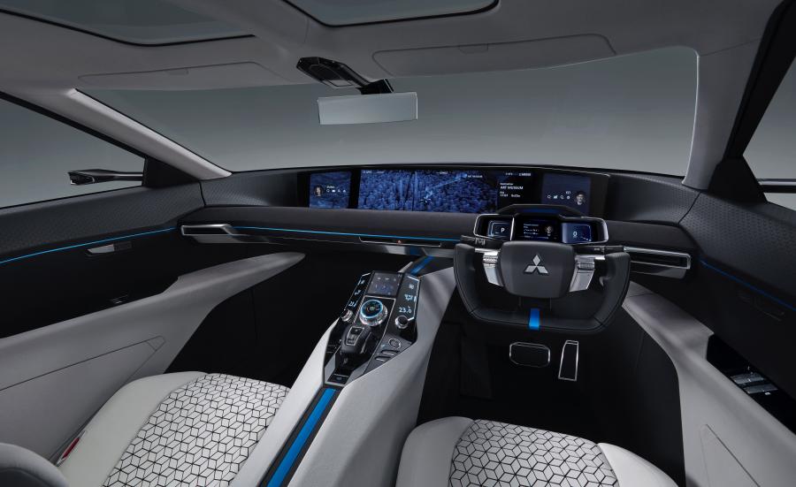 Торпедо Mitsubishi e-Evolution Concept 2017 года  (фото 34 из 40)